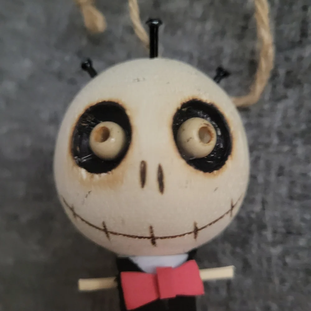 Pier One 1 Crazy Head Hanging Wooden Ornament Halloween